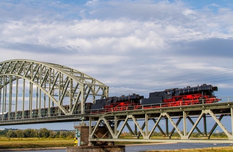 Stoomtrein brug